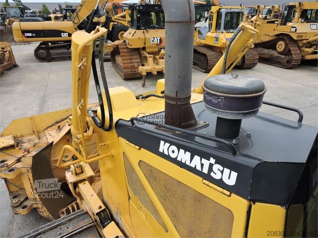 Apisonadora KOMATSU D65 PX ripper available