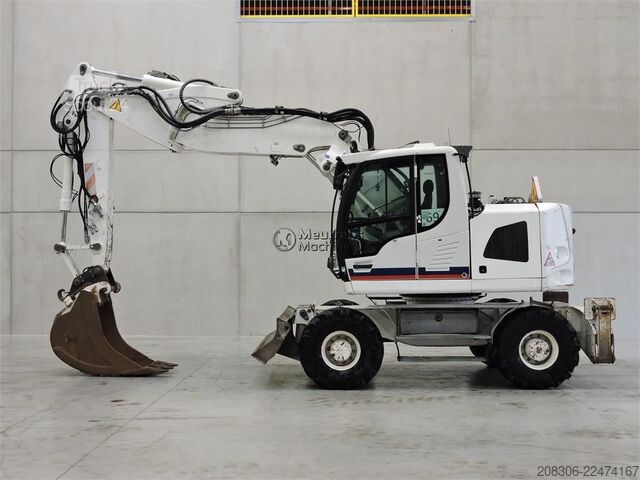 Mobiele graafmachine LIEBHERR A918