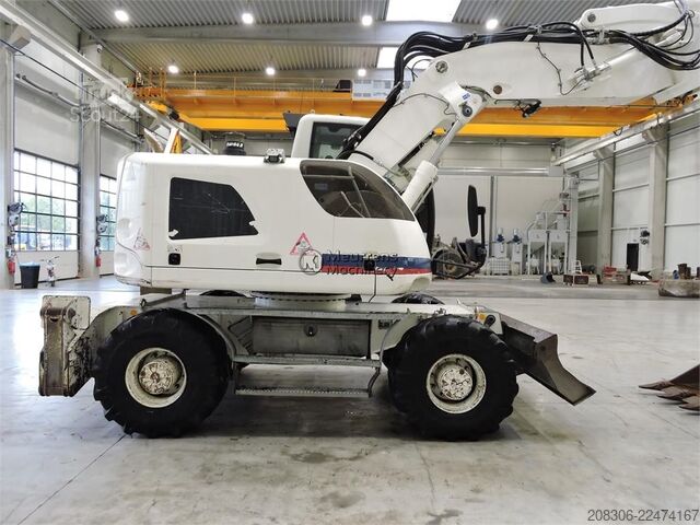 Mobiele graafmachine LIEBHERR A918