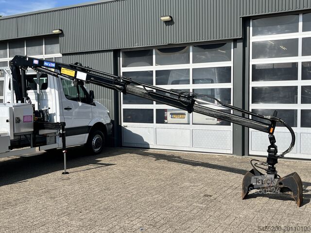 Platformwagen met kraan Mercedes-Benz Sprinter 516 CDI 432 HMF 340 Laadkraan Knijper ...