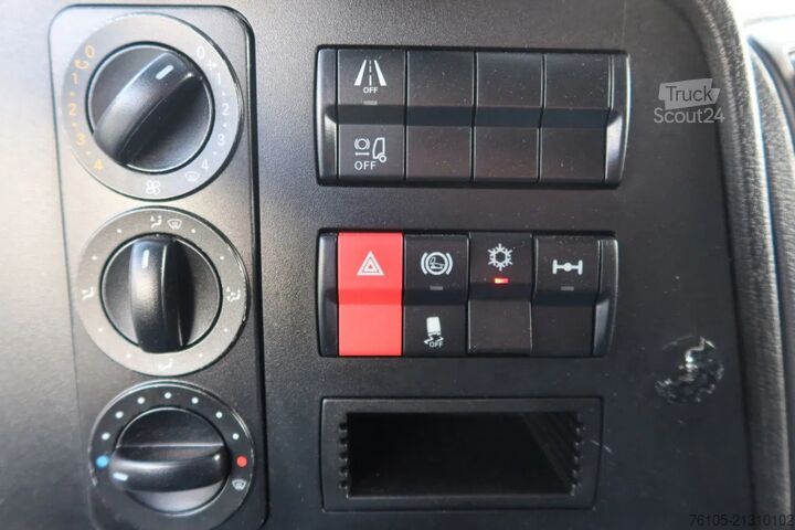 Bavul Mercedes-Benz Atego 1223 1223 L  Bak + Klep Bar 3000 KG