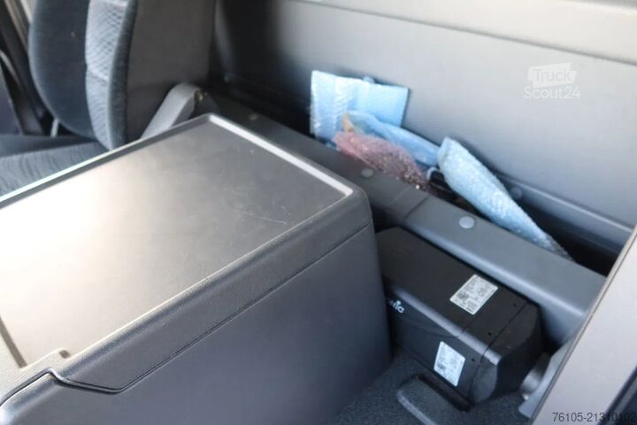 Bavul Mercedes-Benz Atego 1223 1223 L  Bak + Klep Bar 3000 KG