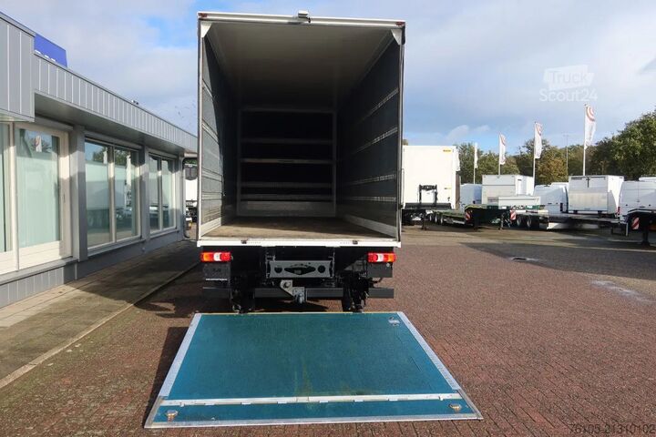 Bavul Mercedes-Benz Atego 1223 1223 L  Bak + Klep Bar 3000 KG