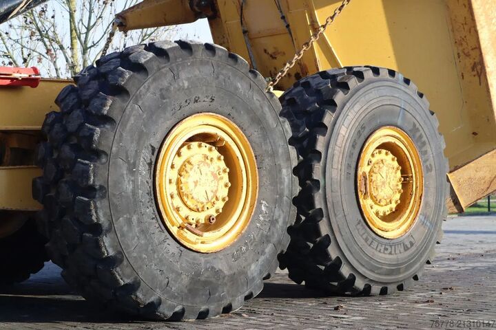 Wywrotka Caterpillar 730 04A | TAILGATE | LOW HOURS