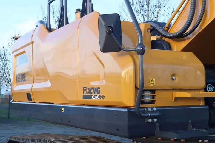 Pelle sur chenilles XCMG XE300E | CE | CUMMINS STAGE V | EC300 | SY305 |...