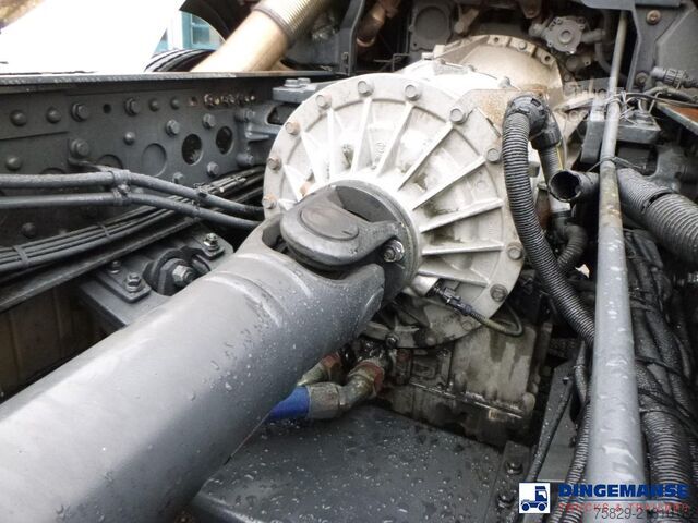 Chassis com cabina Mercedes-Benz Actros 2632 6x4 chassis