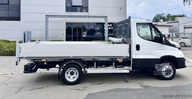 Trīsvirzienu pašizgāzējs Iveco Daily 50C18 5200 Kg Kipper