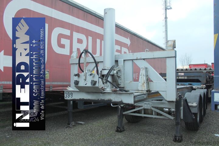 Semiremorcă cu caroserie interschimbabilă Menci semirimorchio ribaltabile 20 piedi 3assi
