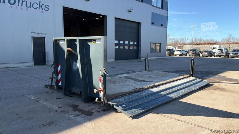 Afrolcontainer HOOK CONTAINER HAAKCONTAINER (MET OPRIJRAMP / 5.50 X 2.45 X 0...