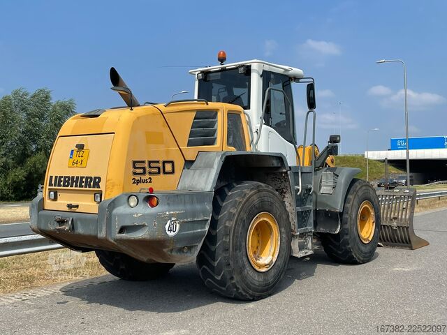 Chargeuse Liebherr L550