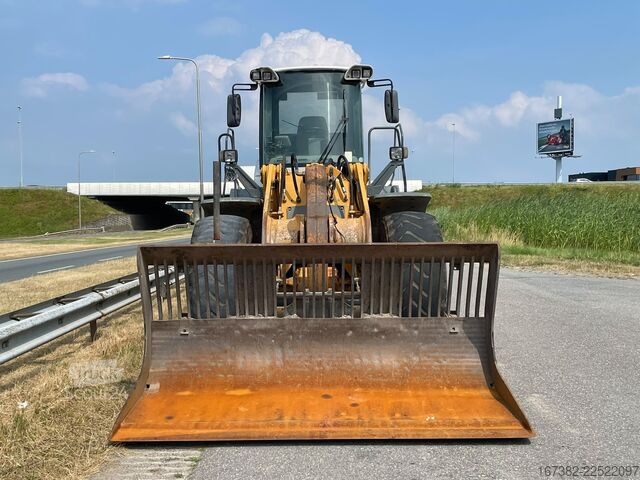 Chargeuse Liebherr L550