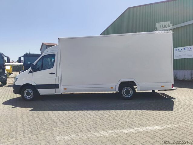 Camion furgon Mercedes-Benz Sprinter 314 geschl. Kasten mit Regalen 3,5t (30)