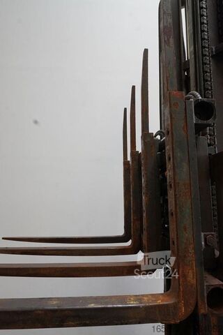 Viličar Linde E 40/600 HL 388