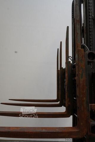 Viličar Linde E 40/600 HL 388