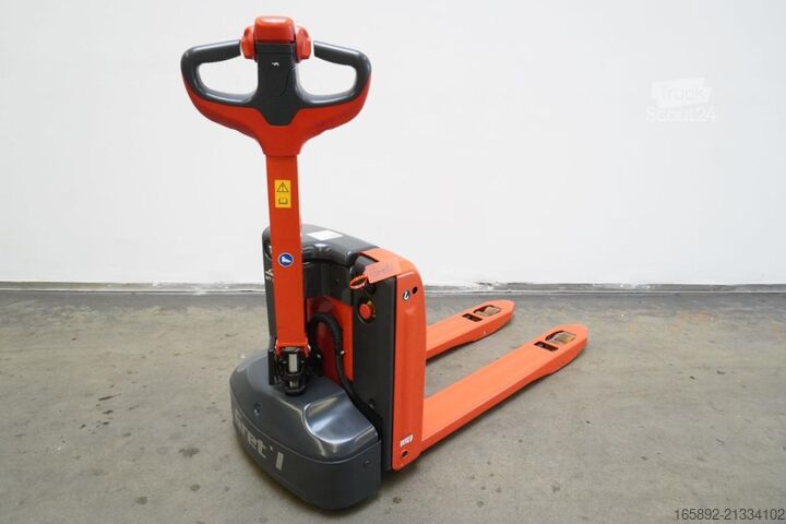 Ročni paletni voziček Linde MT 15 ION 1133-03