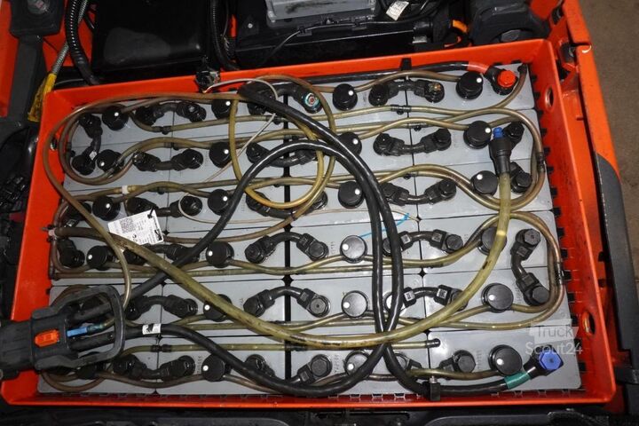 вилочный погрузчик Linde E 16 C EVO 386-02