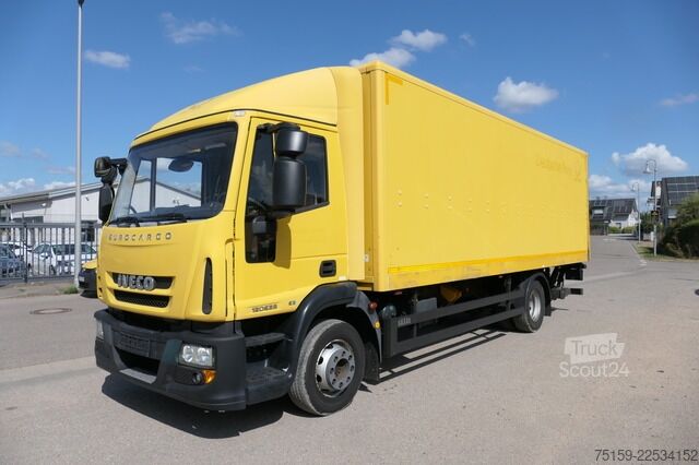 Vrachtwagen met bakwagen iveco EuroCargo ML 120 E 28 AHK LBW