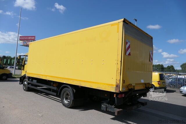 Vrachtwagen met bakwagen iveco EuroCargo ML 120 E 28 AHK LBW
