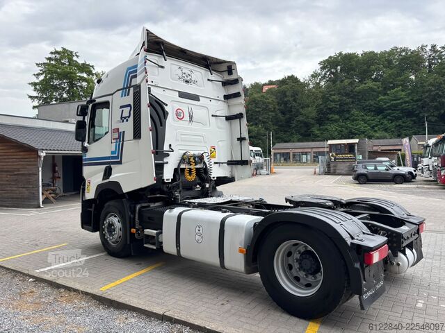 Standard SZM Renault T 460