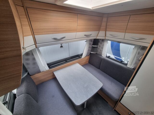 Rulotă de turism Dethleffs Camper 460 EL