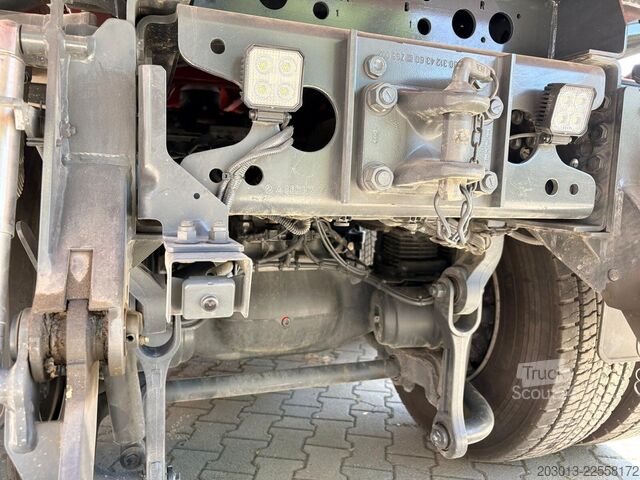 Camion-benne tricar MERCEDES-BENZ Arocs 3246 8x4 Kipper Meiller Bordmatic