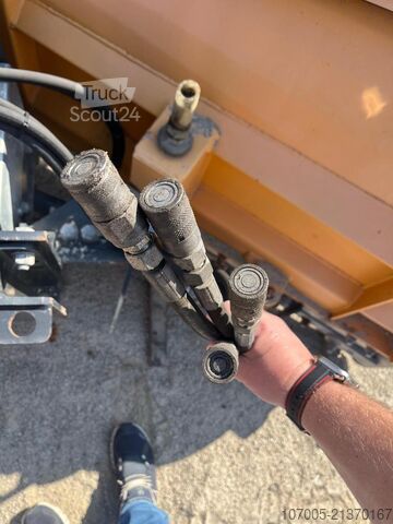 Erkes Nutzfahrzeuge Handels- und Vermietungs- GmbH Erkes Nutzfahrzeuge Handels- und Vermietungs- GmbH Erkes Nutzfahrzeuge Handels- und Vermietungs- GmbH