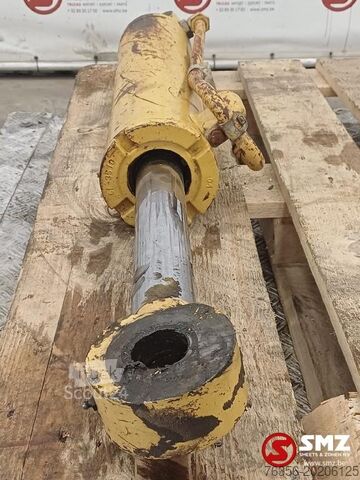 Hydraulic system Caterpillar Occ hydraulische zuiger D6M Caterpillar