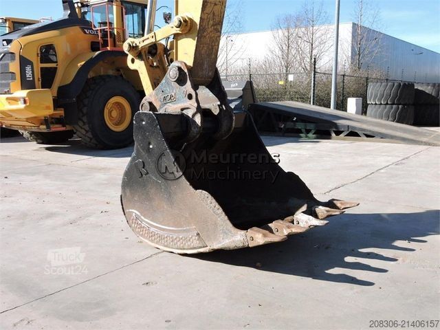 Kettenbagger CATERPILLAR 320GC