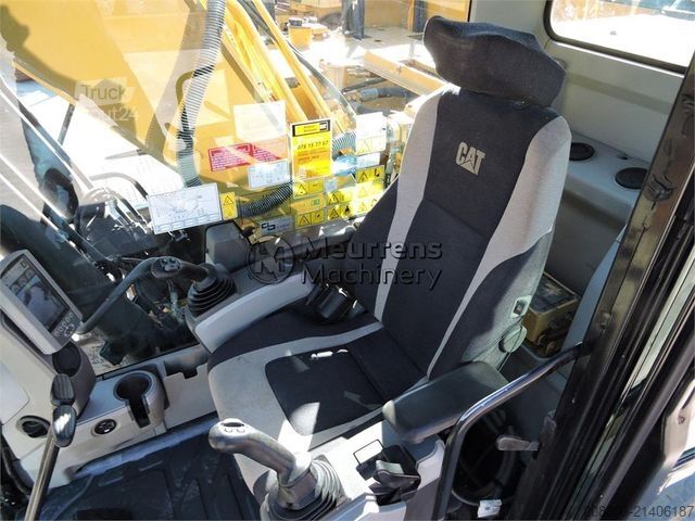 Kettenbagger CATERPILLAR 323E