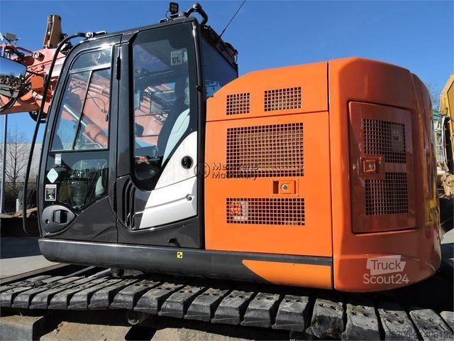 Excavatrice à chaînes HITACHI ZX225