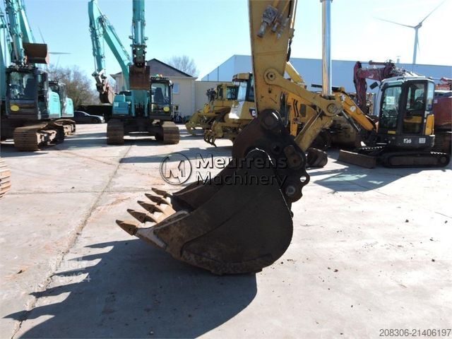Kettenbagger CATERPILLAR 325FL