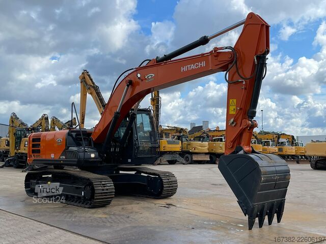 Lánctalpas kotrógép Hitachi ZX220LC-5G