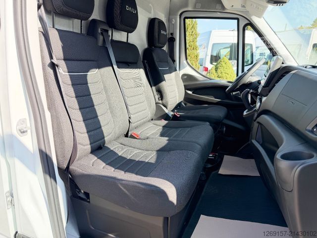 Furgão de painéis IVECO Daily 3,0L 35S180 Kasten L2H2 Automatik COC Navi