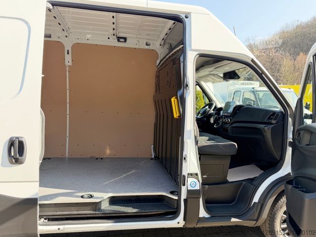 Furgão de painéis IVECO Daily 3,0L 35S180 Kasten L2H2 Automatik COC Navi