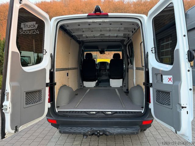 Фургон-панель MERCEDES-BENZ Sprinter 319CDI V6 Kasten L1H1 Autom Navi Standh