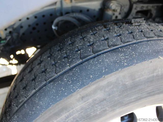 Standardowy ciągnik siodłowy MERCEDES-BENZ Actros 1848, EURO 6