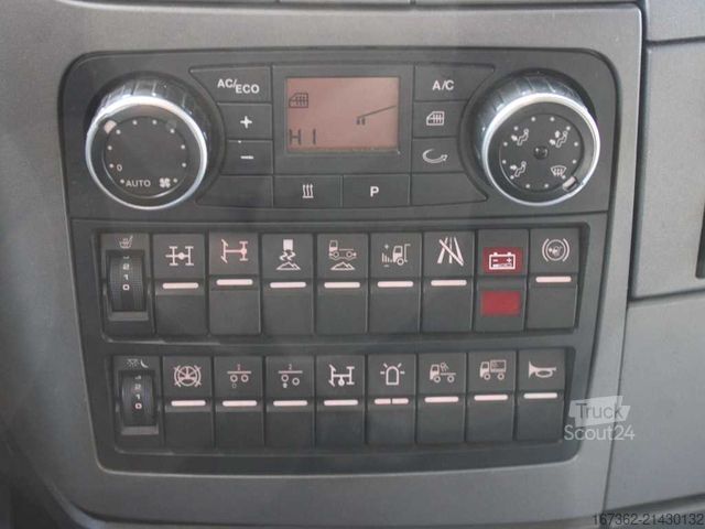 Standardni vlačilec MAN TGX 26.500,DOUBLE HYDRAULIC,RETARDER,6X4,NAVI