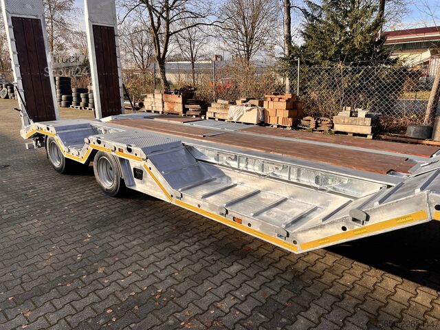 Remorque porte-engins surbaissée Möslein T 4 VB H1 R  neuer 4 Achs Tieflader + Radmulden