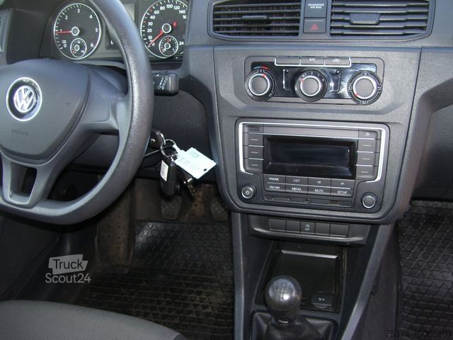 Panelová dodávka VOLKSWAGEN Caddy 2,0TDI EU6 KLIMA Sortimo