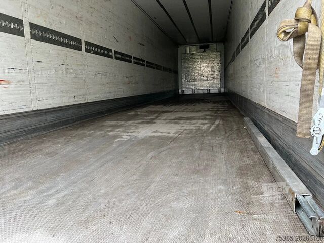 Gekoeld/bevroren transport Schmitz Cargobull Thermo King 400 Laadlift 270 cm