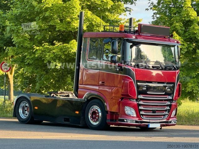 Стандартен влекач DAF 106 XF Flat Cab Voll/Luft 530 PS Leder Alu