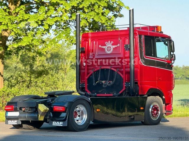Стандартен влекач DAF 106 XF Flat Cab Voll/Luft 530 PS Leder Alu