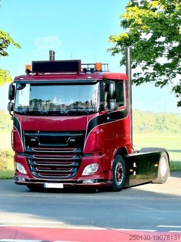 Стандартен влекач DAF 106 XF Flat Cab Voll/Luft 530 PS Leder Alu