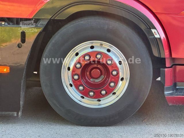 Стандартен влекач DAF 106 XF Flat Cab Voll/Luft 530 PS Leder Alu