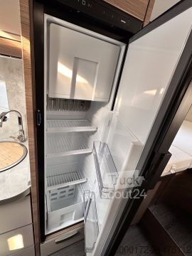 Camper integrado Knaus L!VE I 650 MEG neuwertiges Familienreisemobil