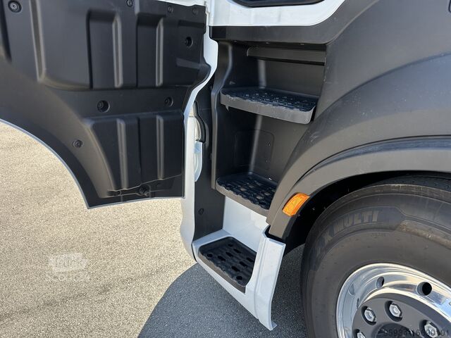 Standart traktör Iveco S-Way 500 Full-Air ADR Model Year 2024