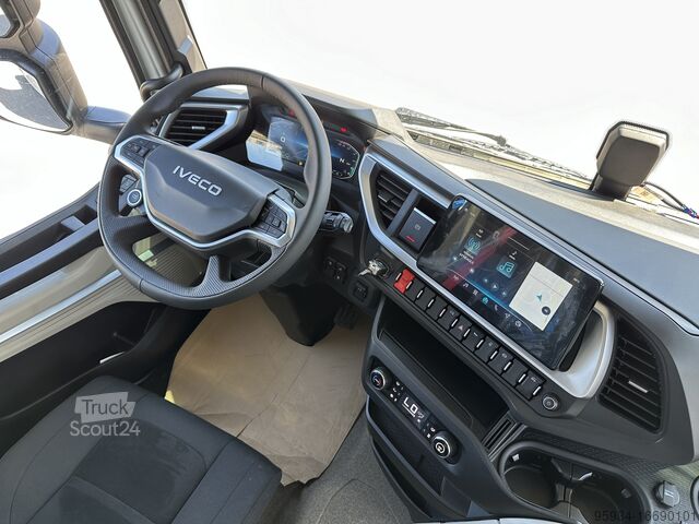 Standart traktör Iveco S-Way 500 Full-Air ADR Model Year 2024