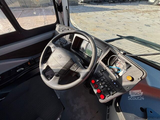 Міський автобус Volvo B5LH 7900 4x2 HYBRID / AC / AUXILIARY HEATING