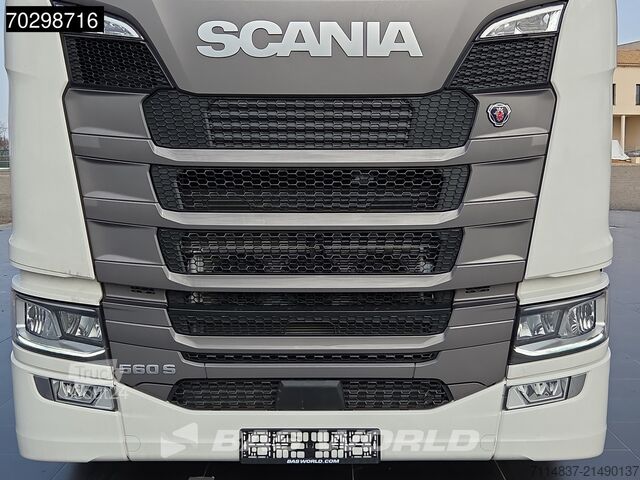 Standaardtrekker Scania S560 4X2 NEW! Retarder Full-Air 2xTanks Leder S...