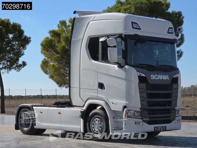 Standaardtrekker Scania S560 4X2 NEW! Retarder Full-Air 2xTanks Leder S...